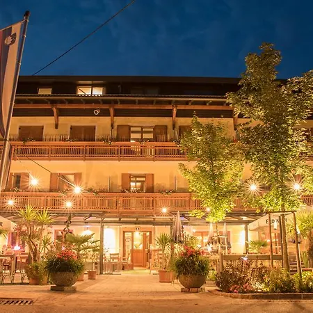 Πανσιόν Alpen Adria Rausch 3*