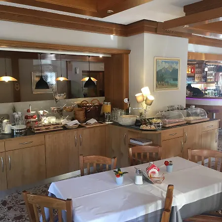 Alpen Adria Rausch 3*