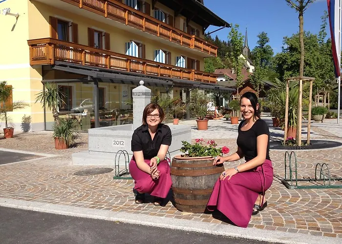 בית הארחה Alpen Adria Rausch לדניצן