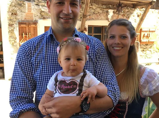 בית הארחה Alpen Adria Rausch לדניצן